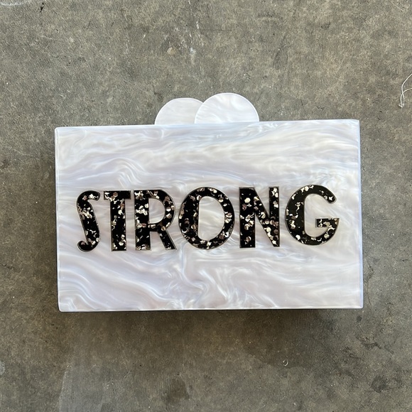 ELIZABETH SUTTON | ACRYLIC CLUTCH PURSE - Picture 4 of 9